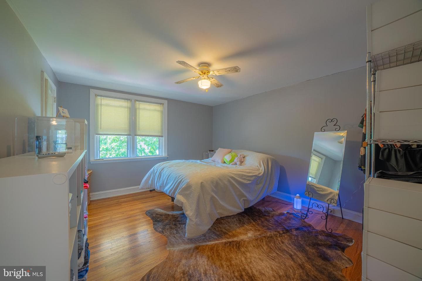 235 Gramercy Drive photo 8