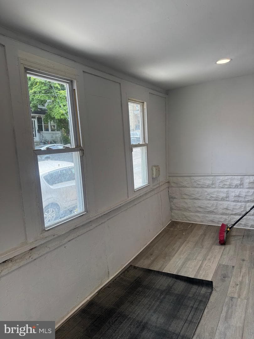 232 N 2nd Street photo 4