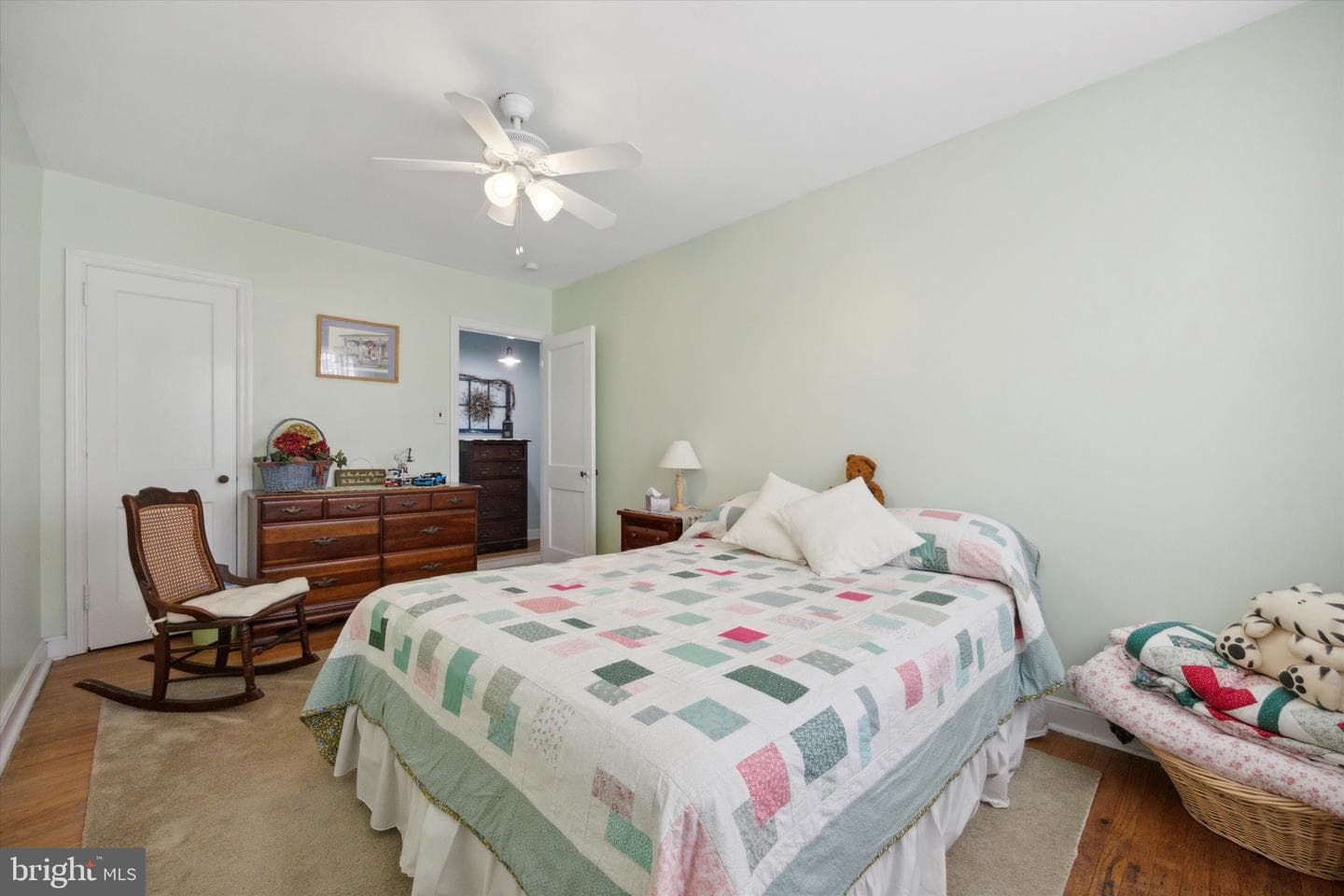 317 Lincoln Avenue photo 17