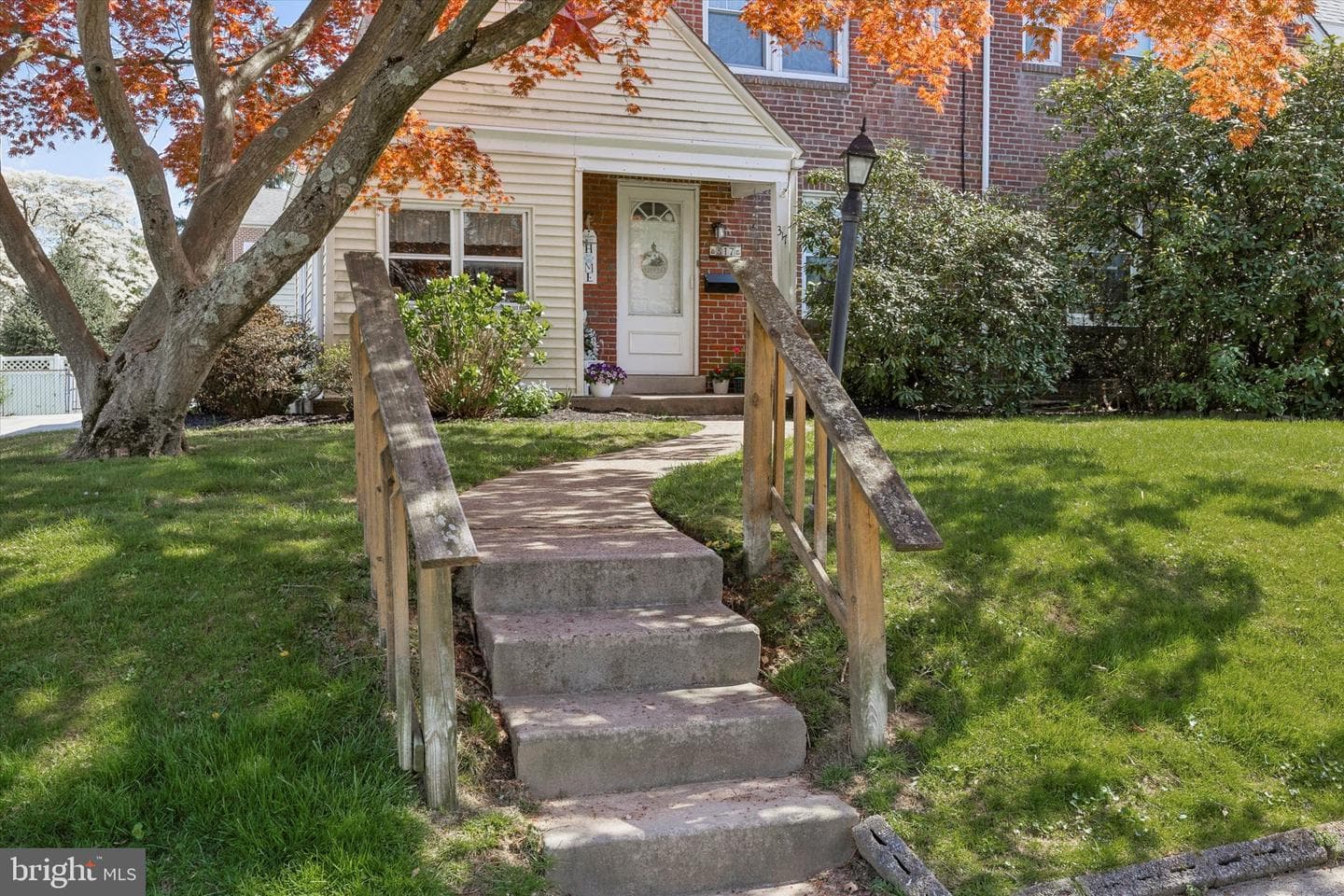 317 Lincoln Avenue photo 3