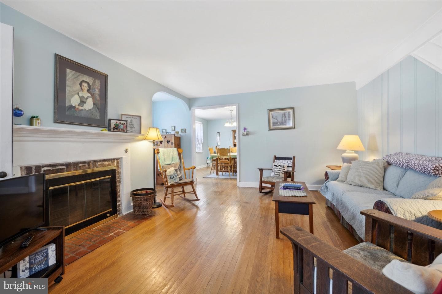 317 Lincoln Avenue photo 6
