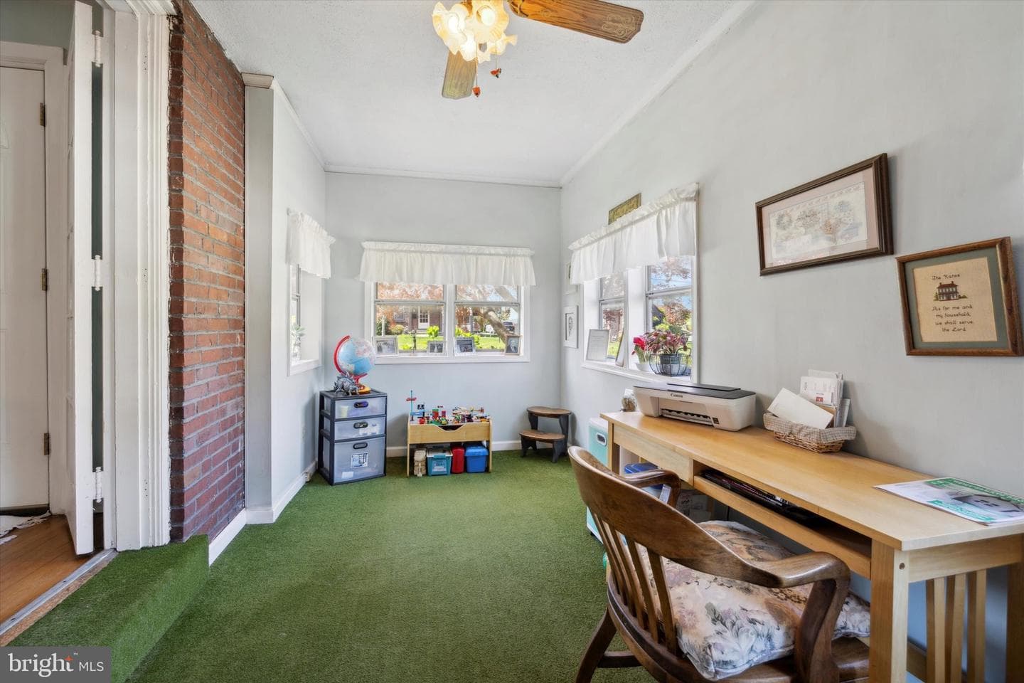 317 Lincoln Avenue photo 8