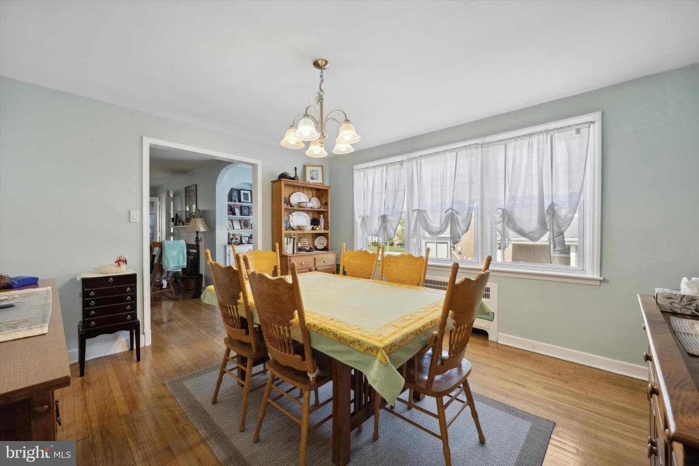317 Lincoln Avenue photo 9