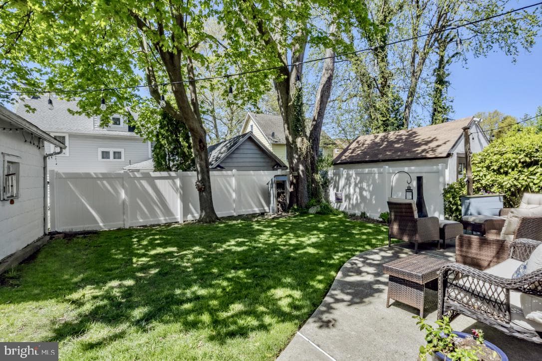 632 Harper Avenue photo 48