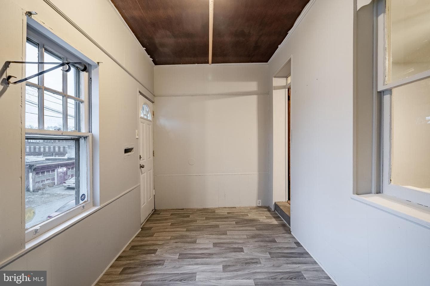 322 Moore Street photo 5
