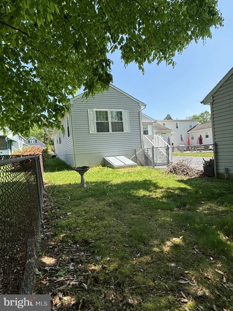 4848 Shepherd Street photo 33