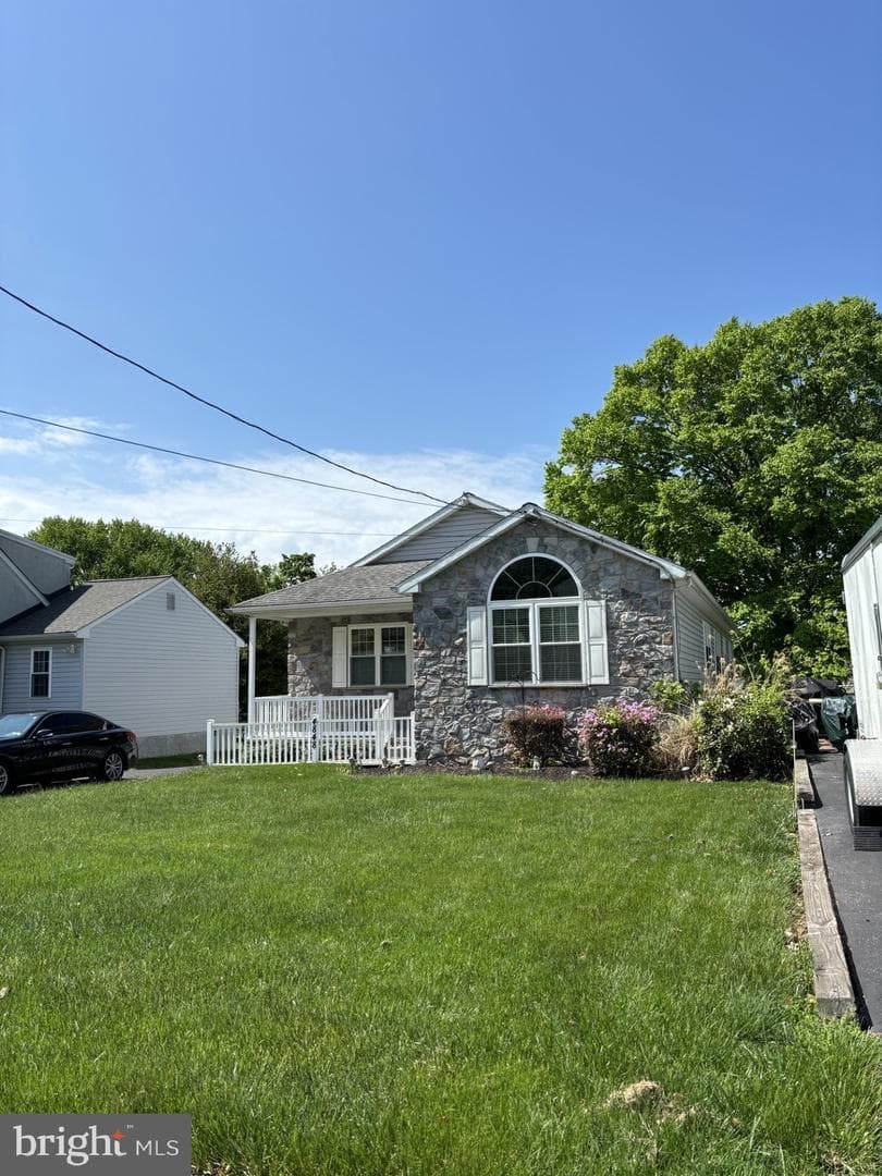 4848 Shepherd Street photo 40