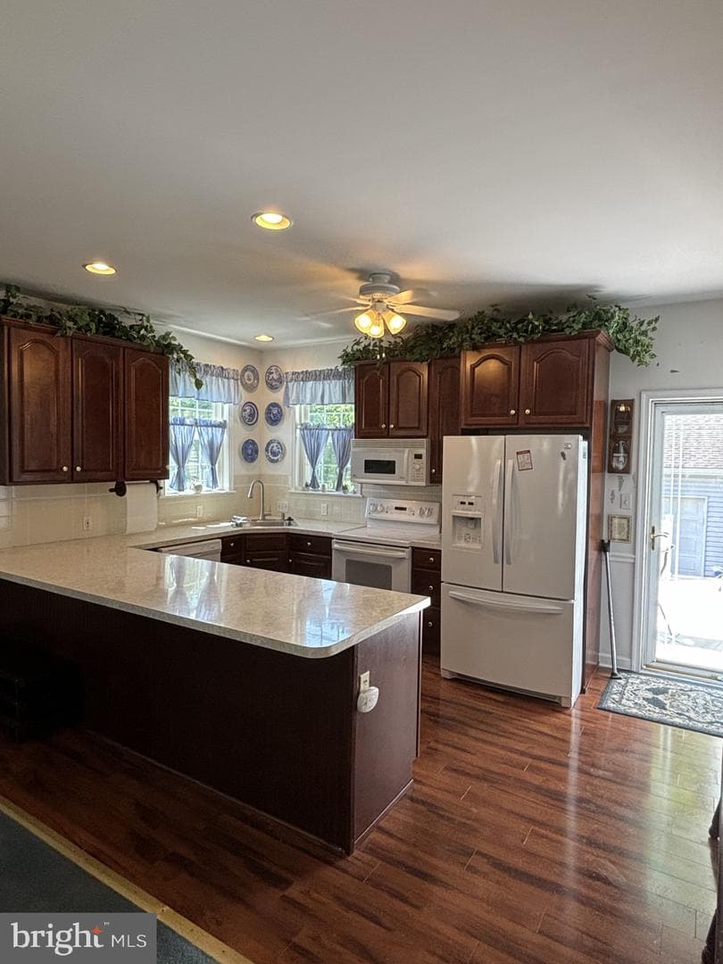 4848 Shepherd Street photo 8