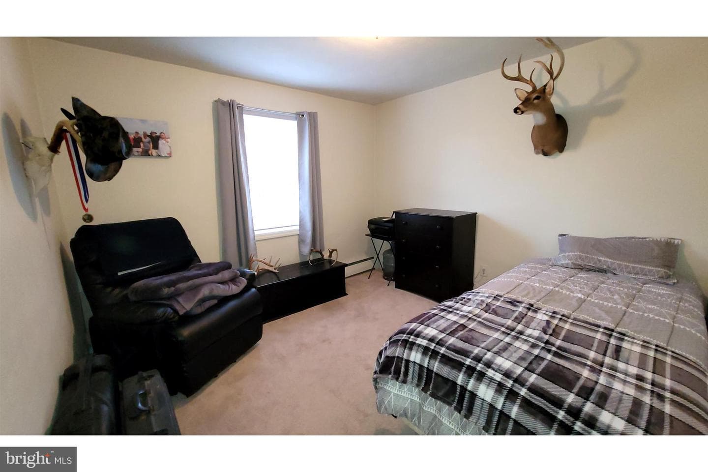 77 Florence Avenue photo 9