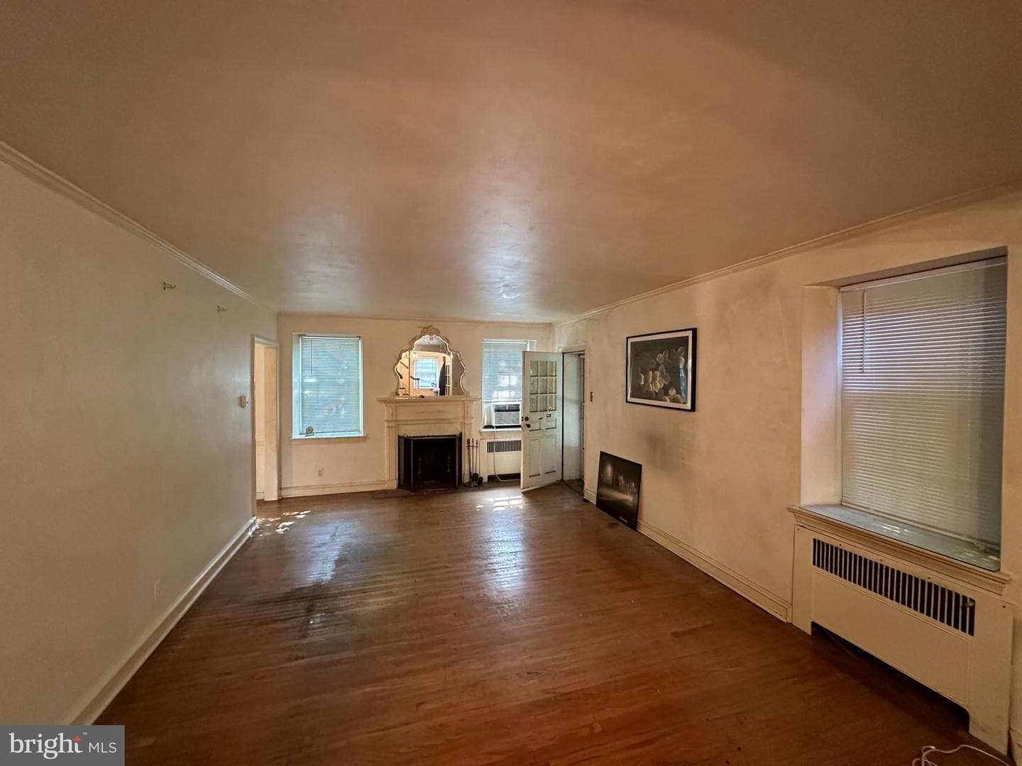 800 Longacre Boulevard photo 2