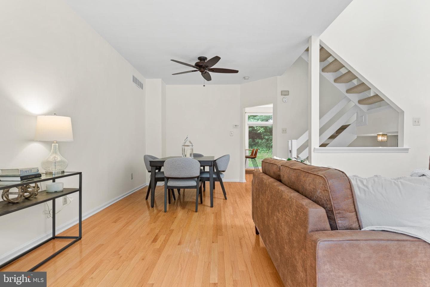 440 Wooded Way photo 7