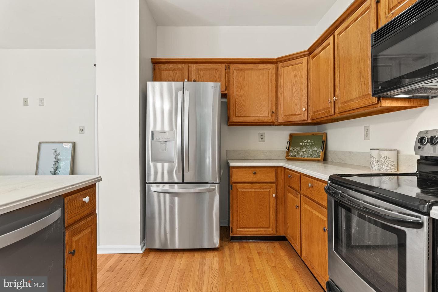 440 Wooded Way photo 9