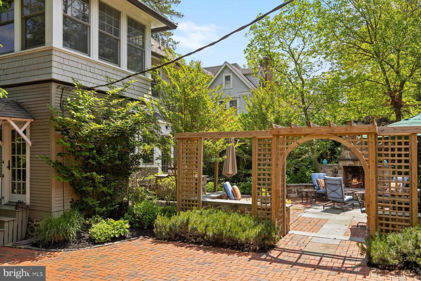 206 Lansdowne Avenue photo 34