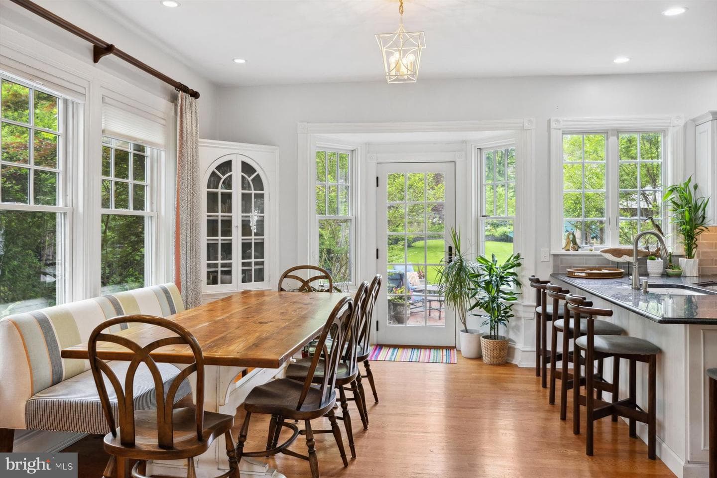 206 Lansdowne Avenue photo 9