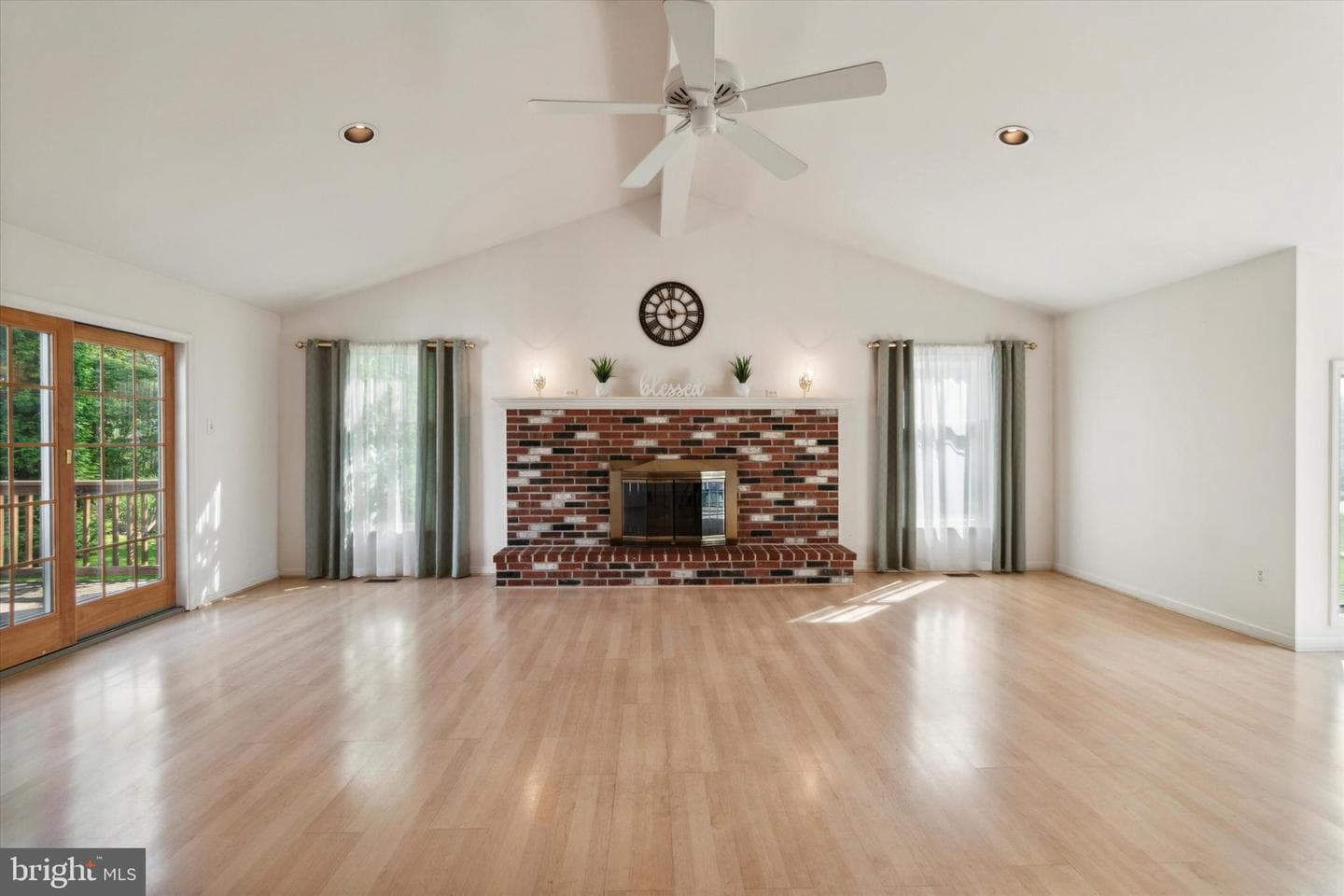 1003 Richmond Road photo 13