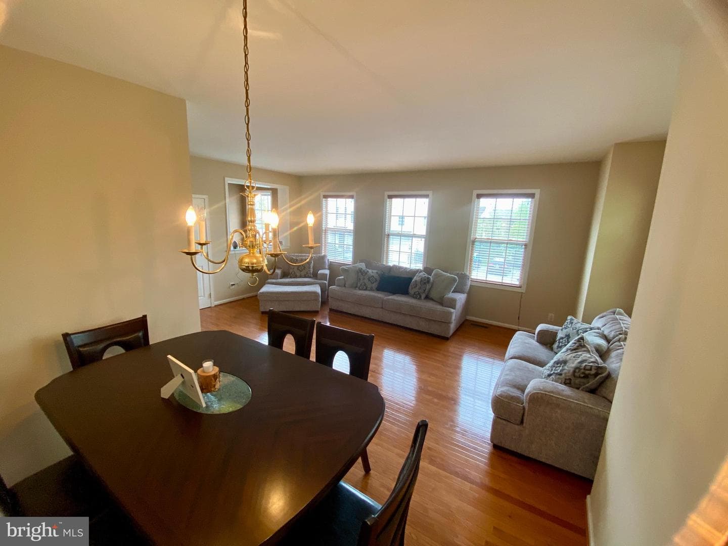 19 Hillview Circle photo 11