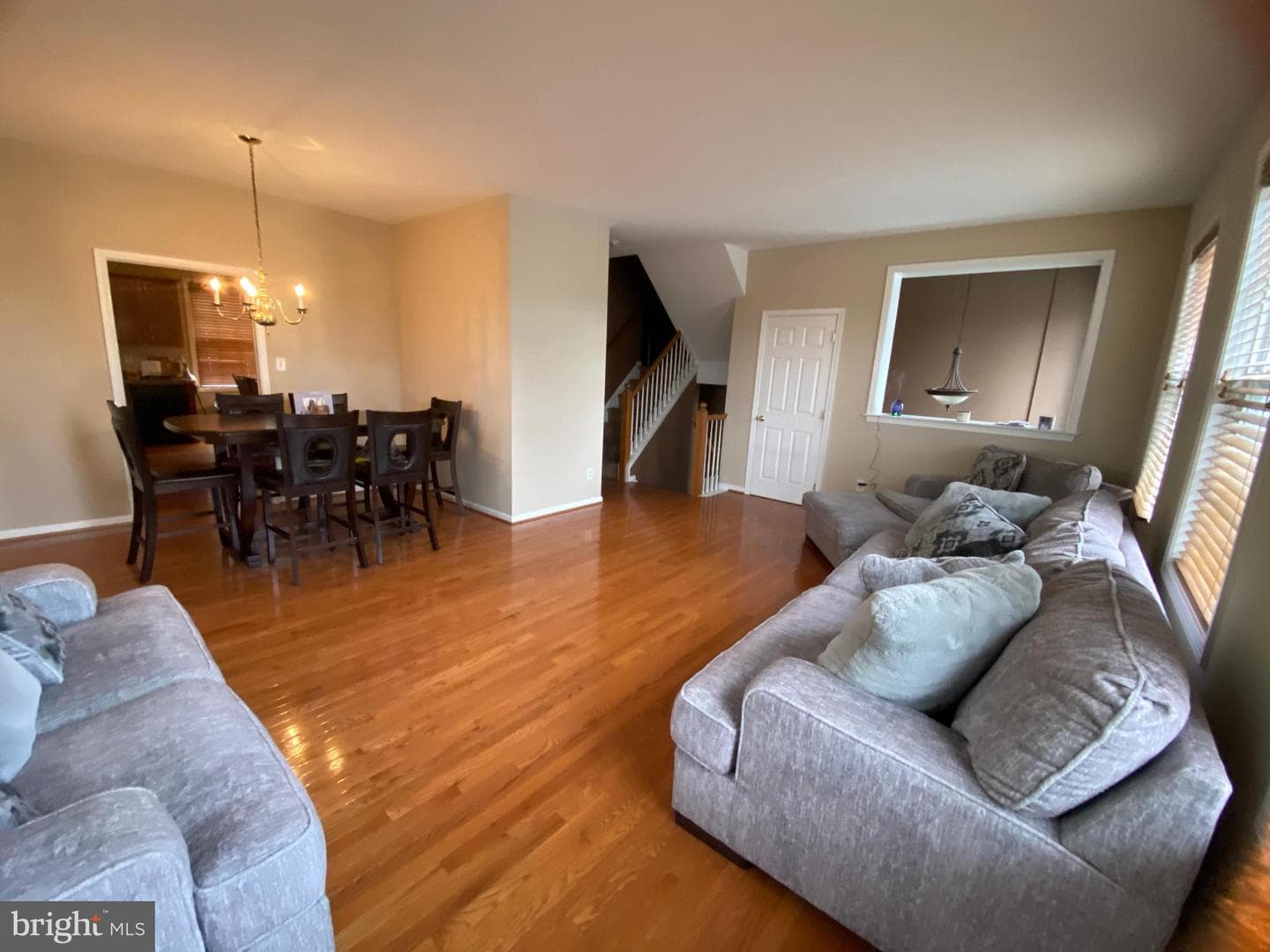 19 Hillview Circle photo 14
