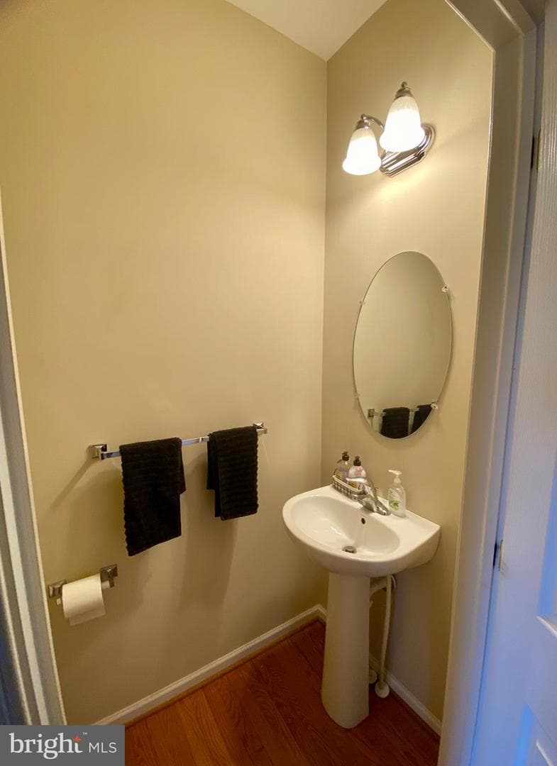 19 Hillview Circle photo 16