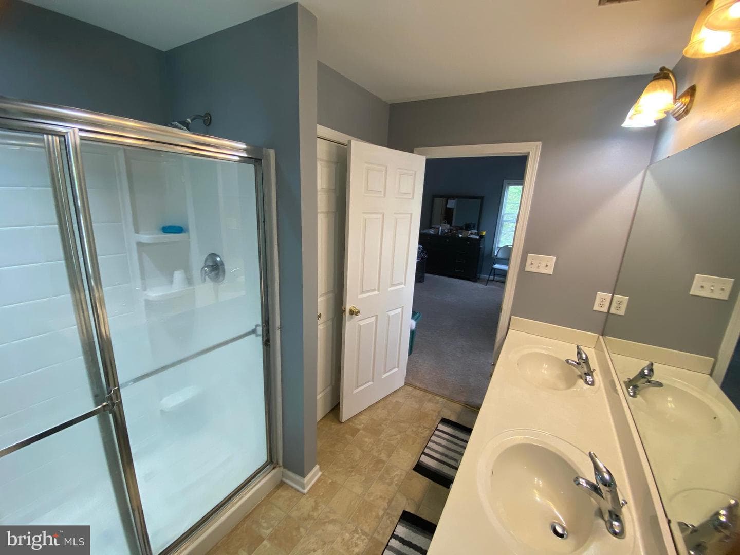 19 Hillview Circle photo 24