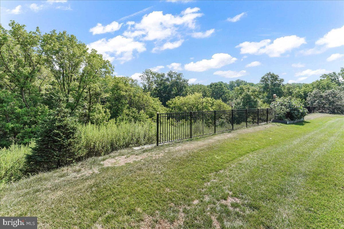 104 Kennedy Drive photo 38