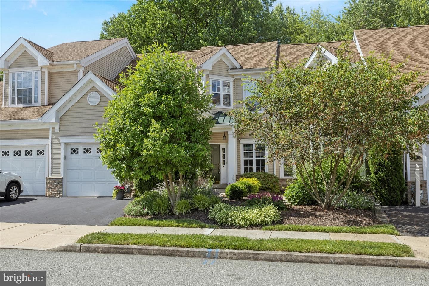 3 Dresner Circle photo 1