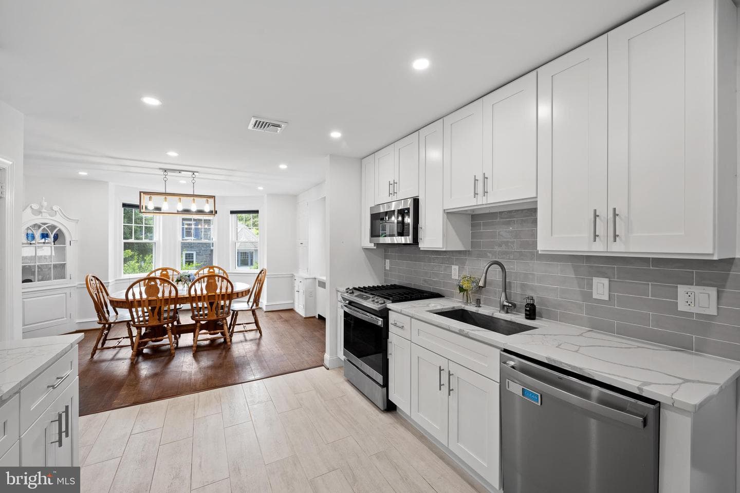 106 S Roberts Road photo 10