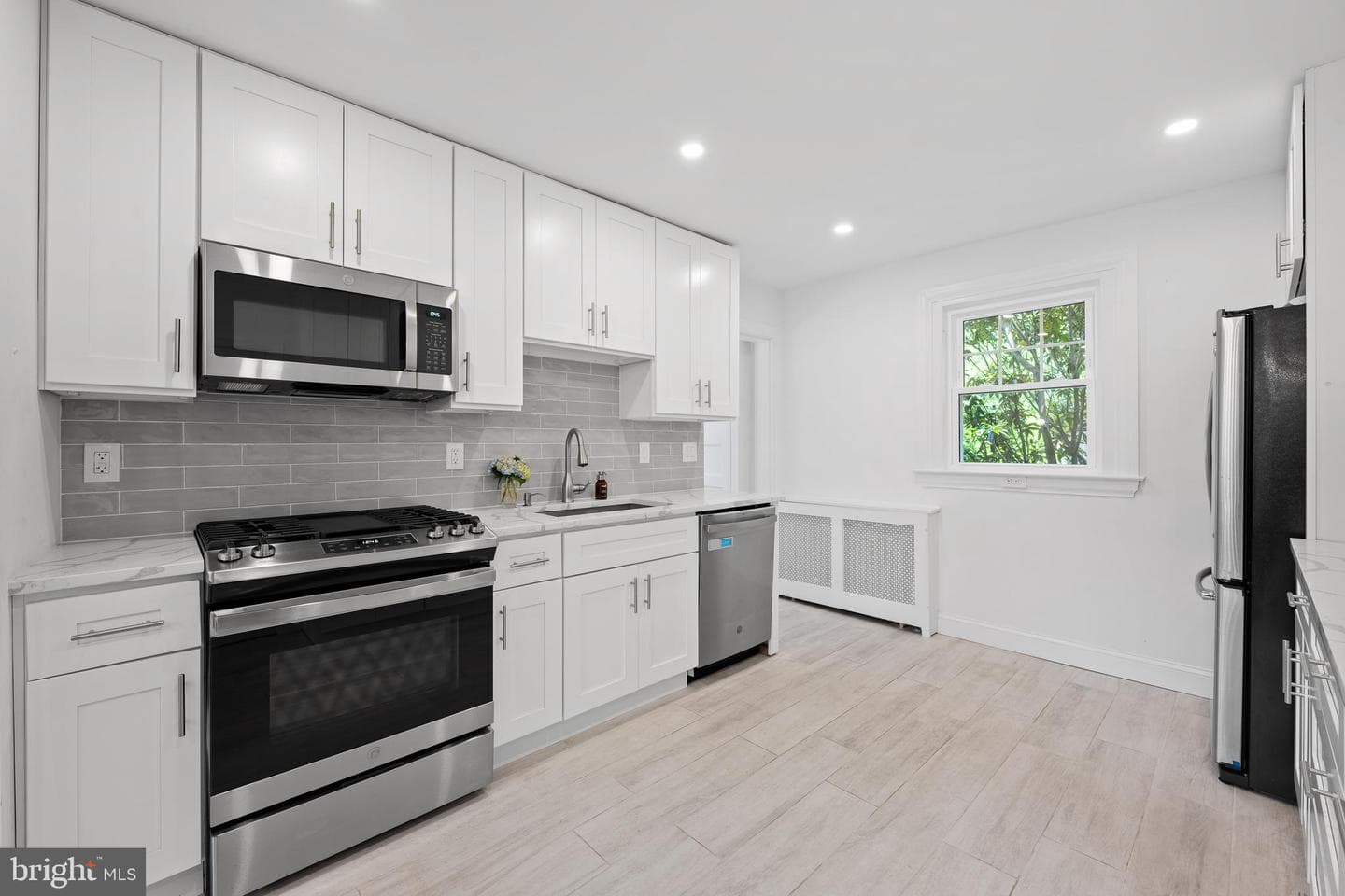 106 S Roberts Road photo 12