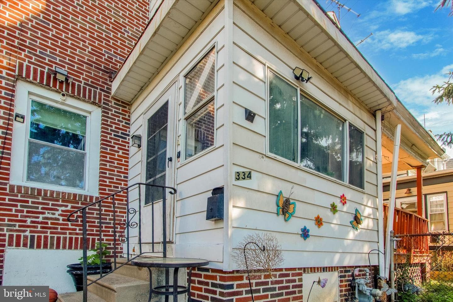 334 W 15th Street photo 2