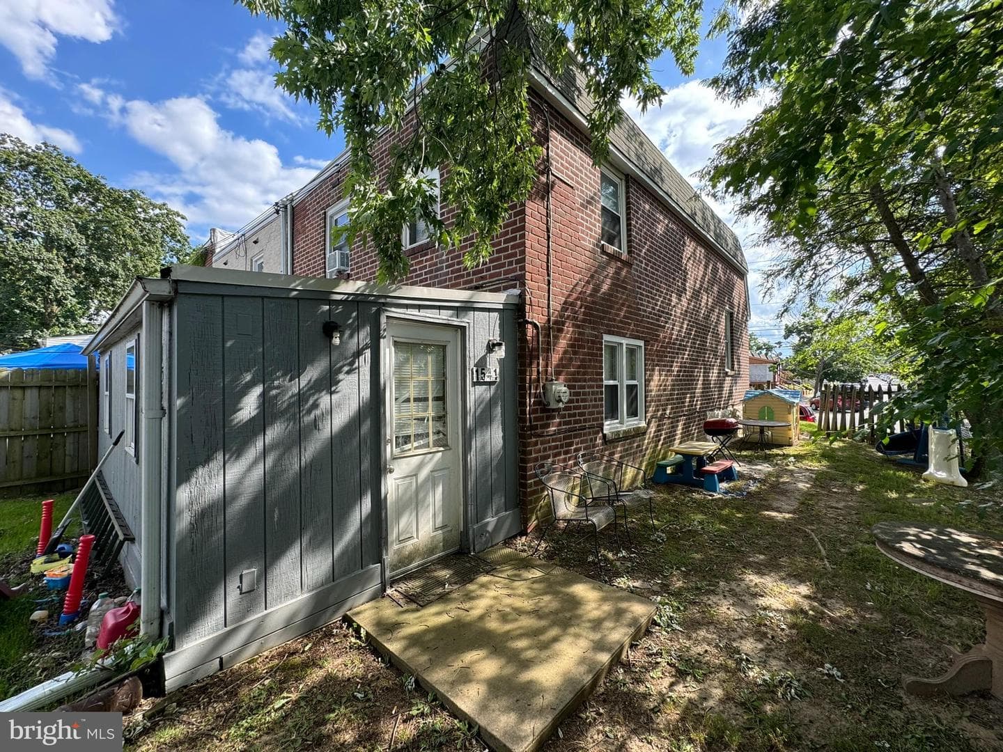 1541 Yates Avenue photo 25
