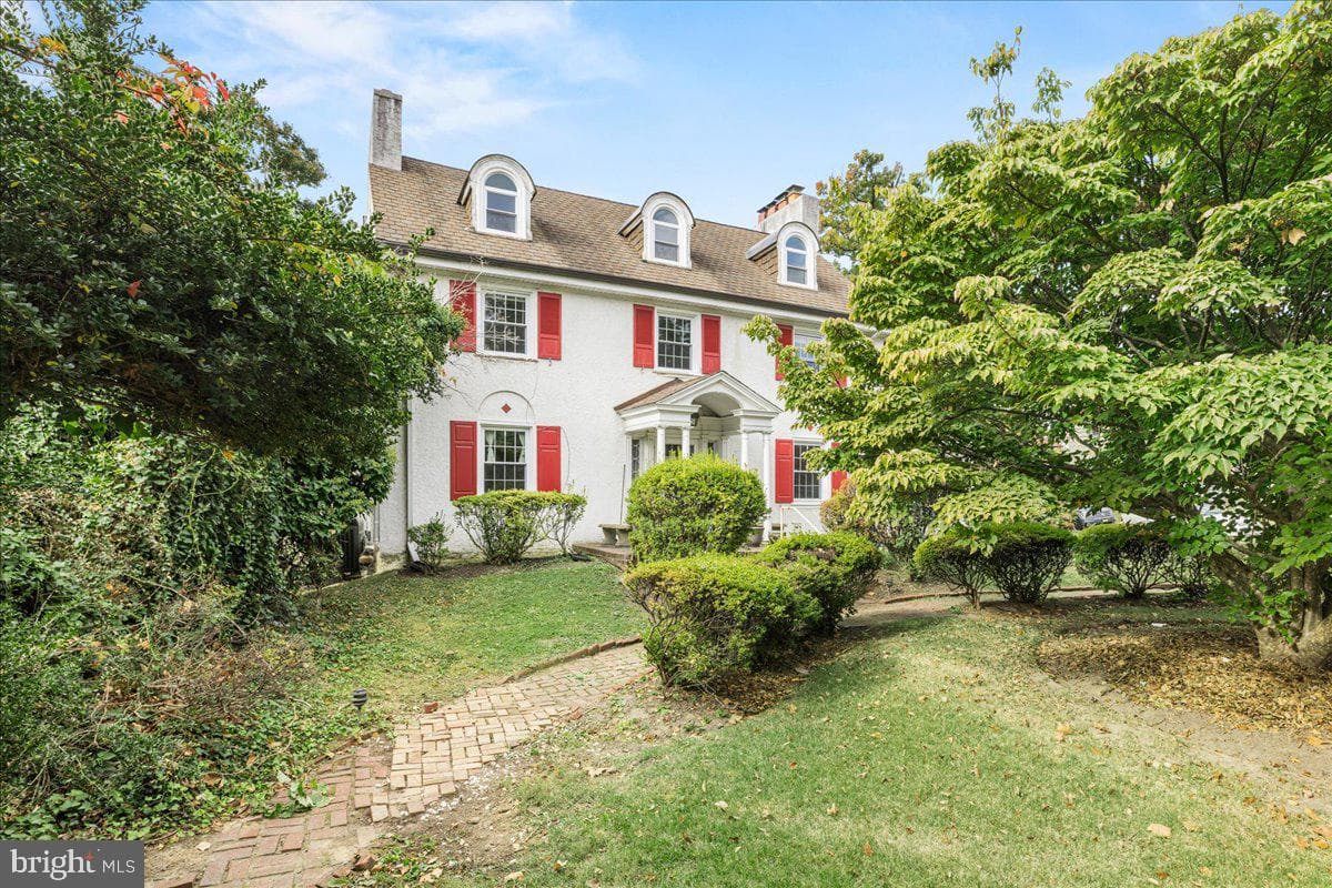 14 N Swarthmore Avenue photo 3
