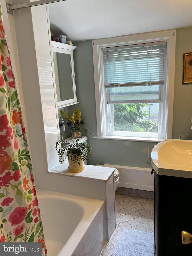 662 Rose Street photo 28