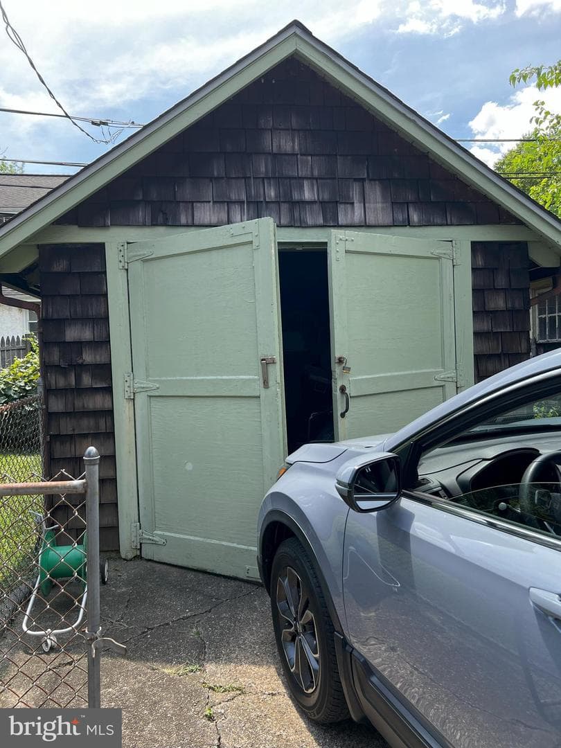 662 Rose Street photo 32