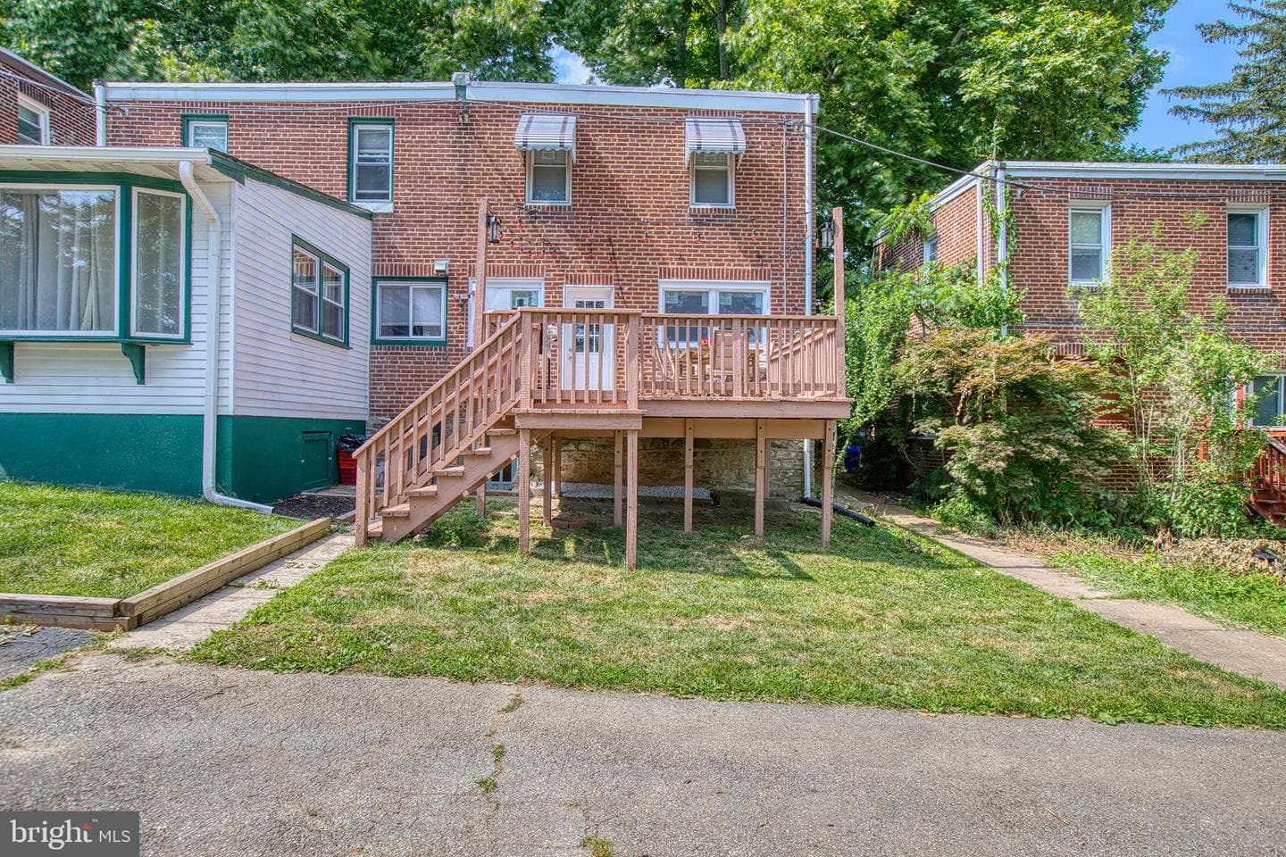 2626 Eldon Avenue photo 9
