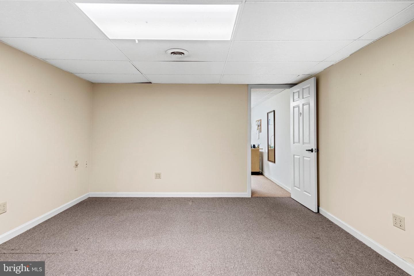 112 Trianon Lane photo 29