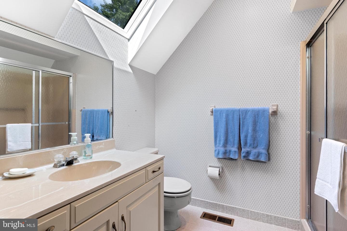 112 Trianon Lane photo 34