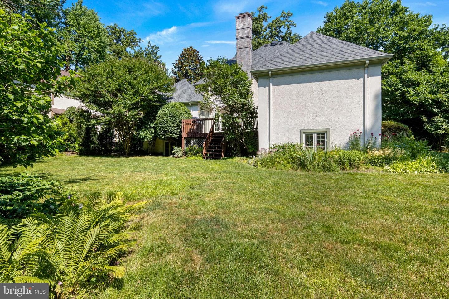 112 Trianon Lane photo 44