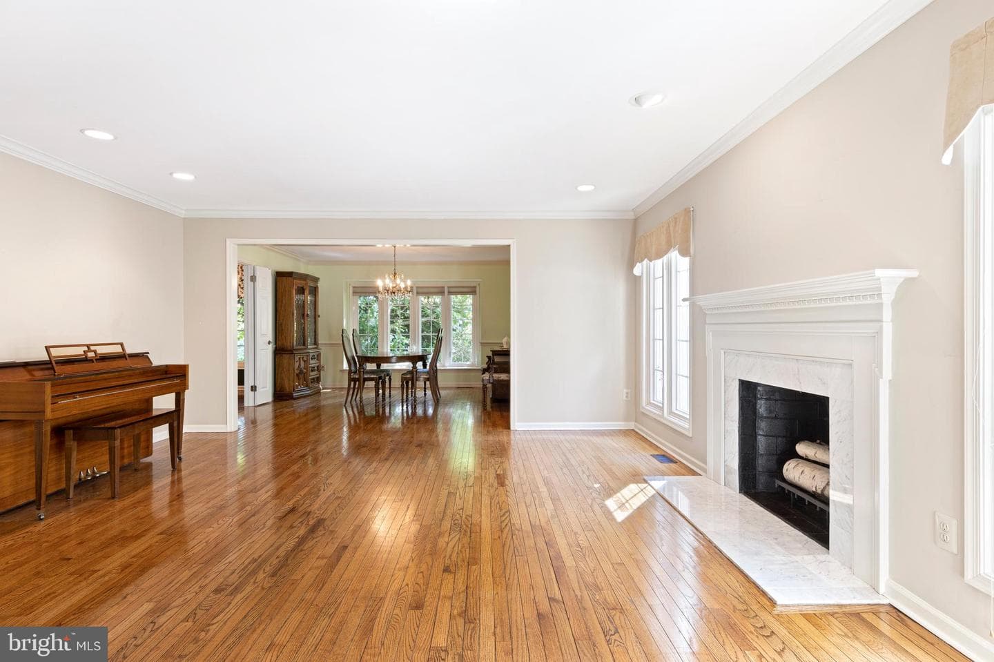 112 Trianon Lane photo 8