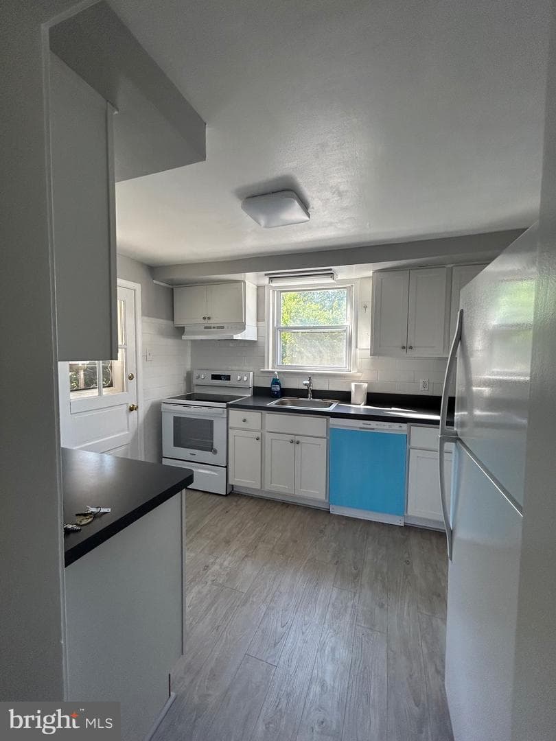 39 Letitia Lane photo 10