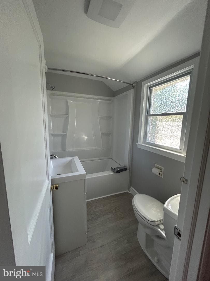 39 Letitia Lane photo 19