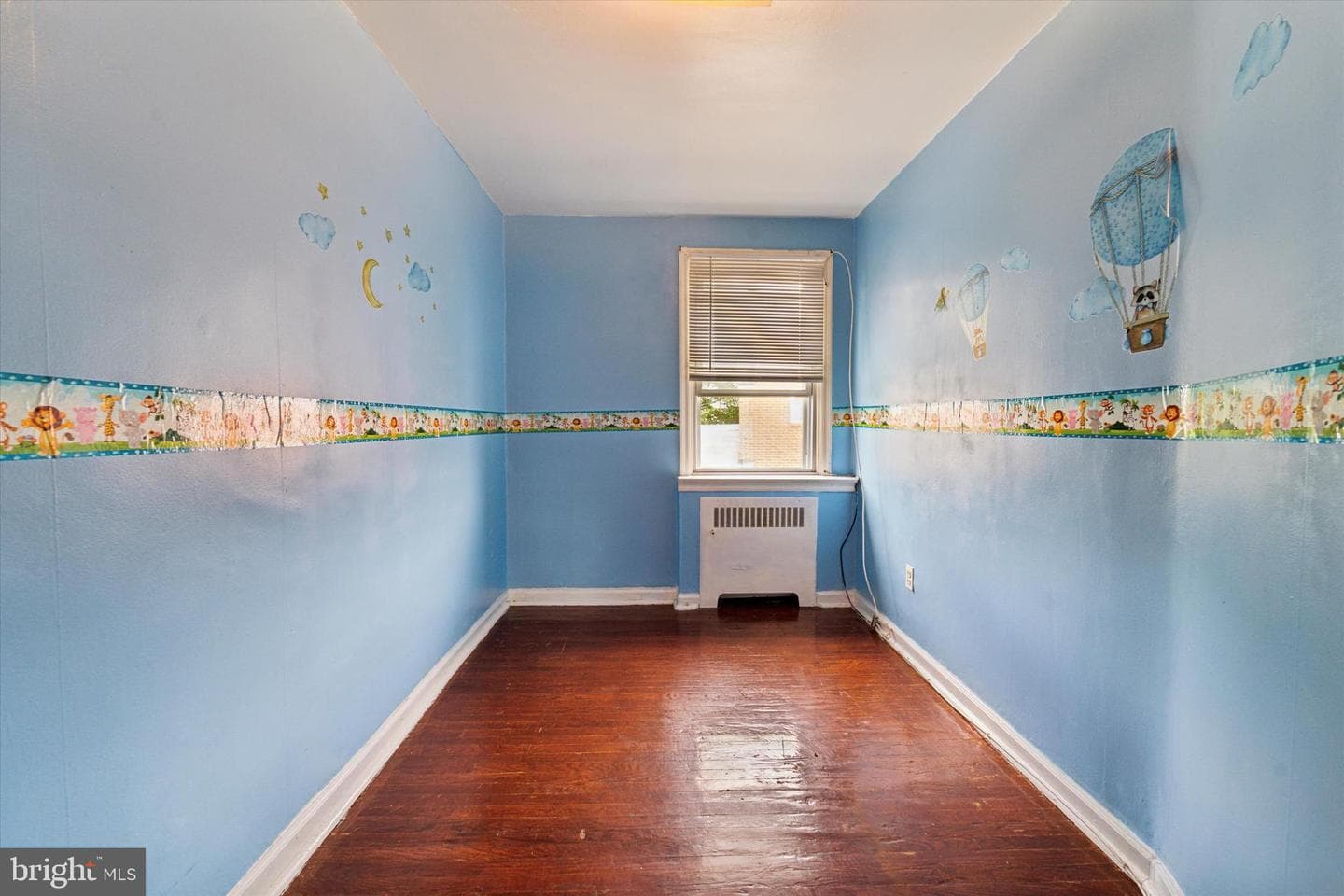 163 E Plumstead Avenue photo 8