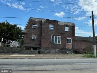 1100 Yeadon Avenue photo 3