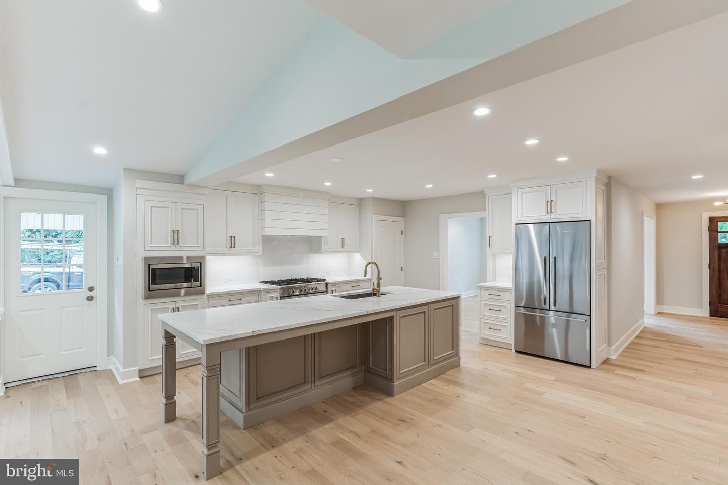 434 Barclay Road photo 16