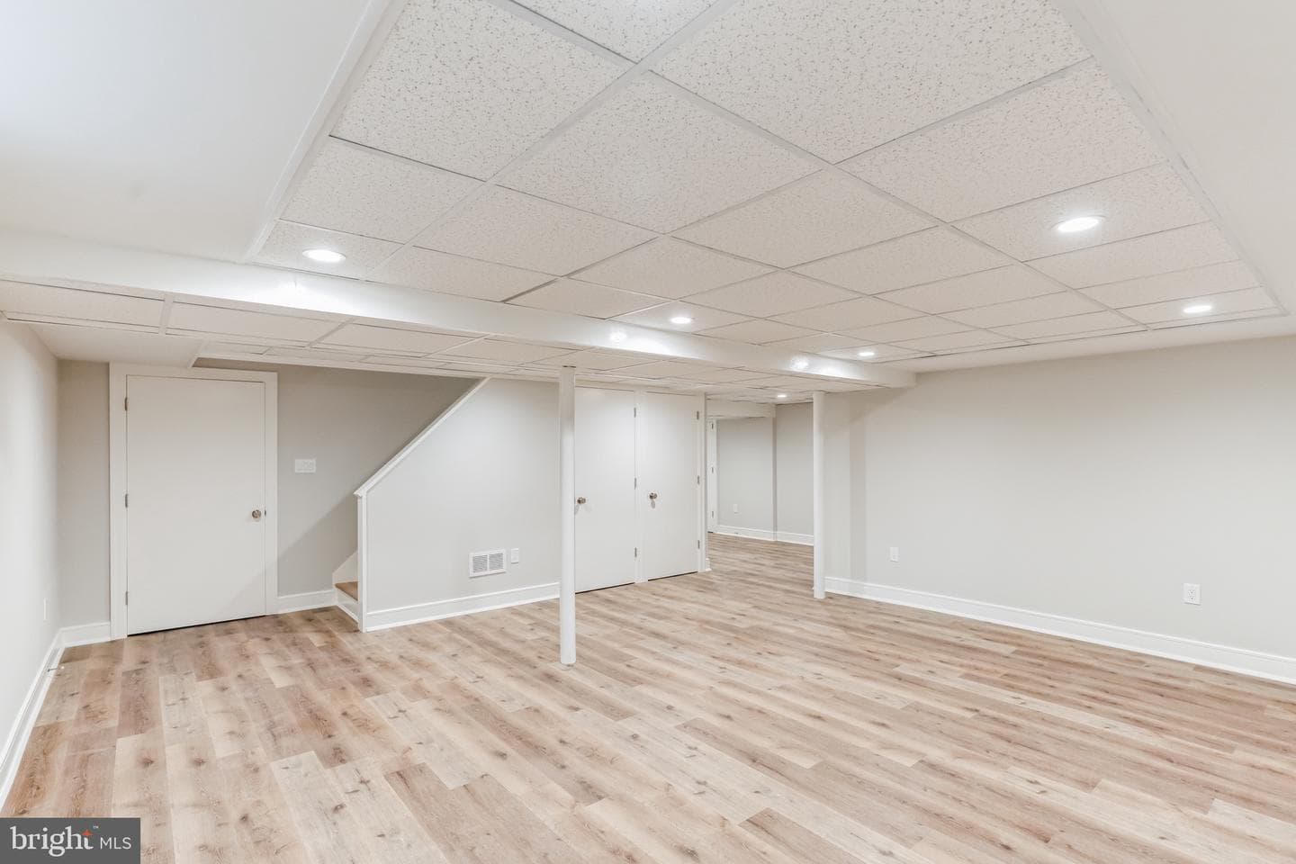 434 Barclay Road photo 25
