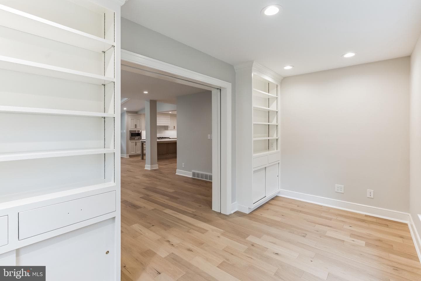 434 Barclay Road photo 26