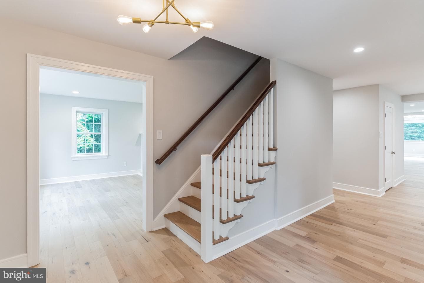 434 Barclay Road photo 8
