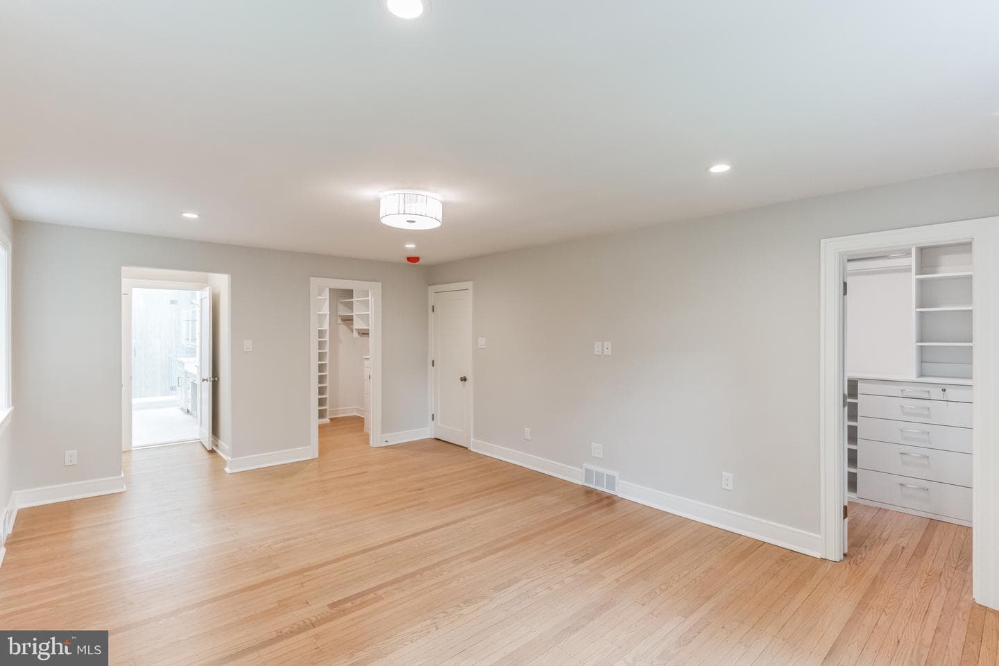 434 Barclay Road photo 9