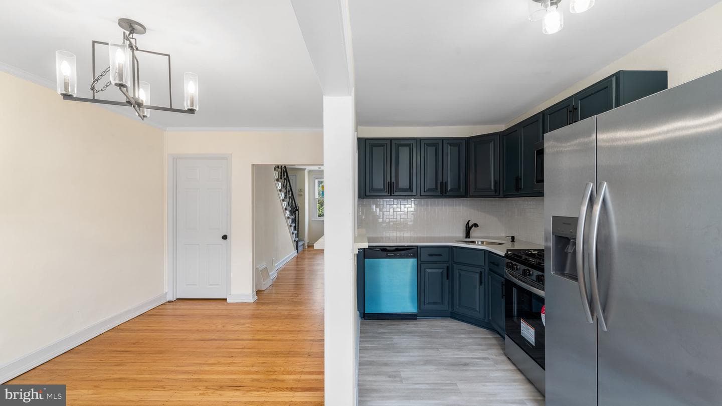 27 King Avenue photo 8