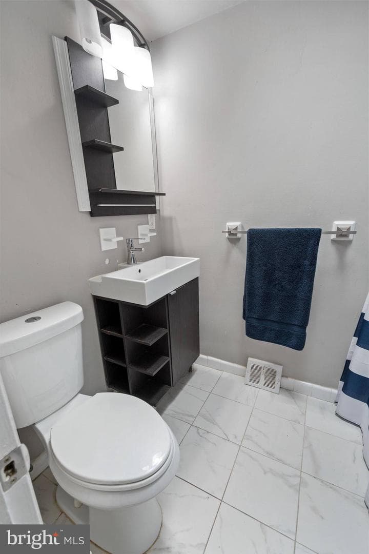 1614 Powell Road photo 13