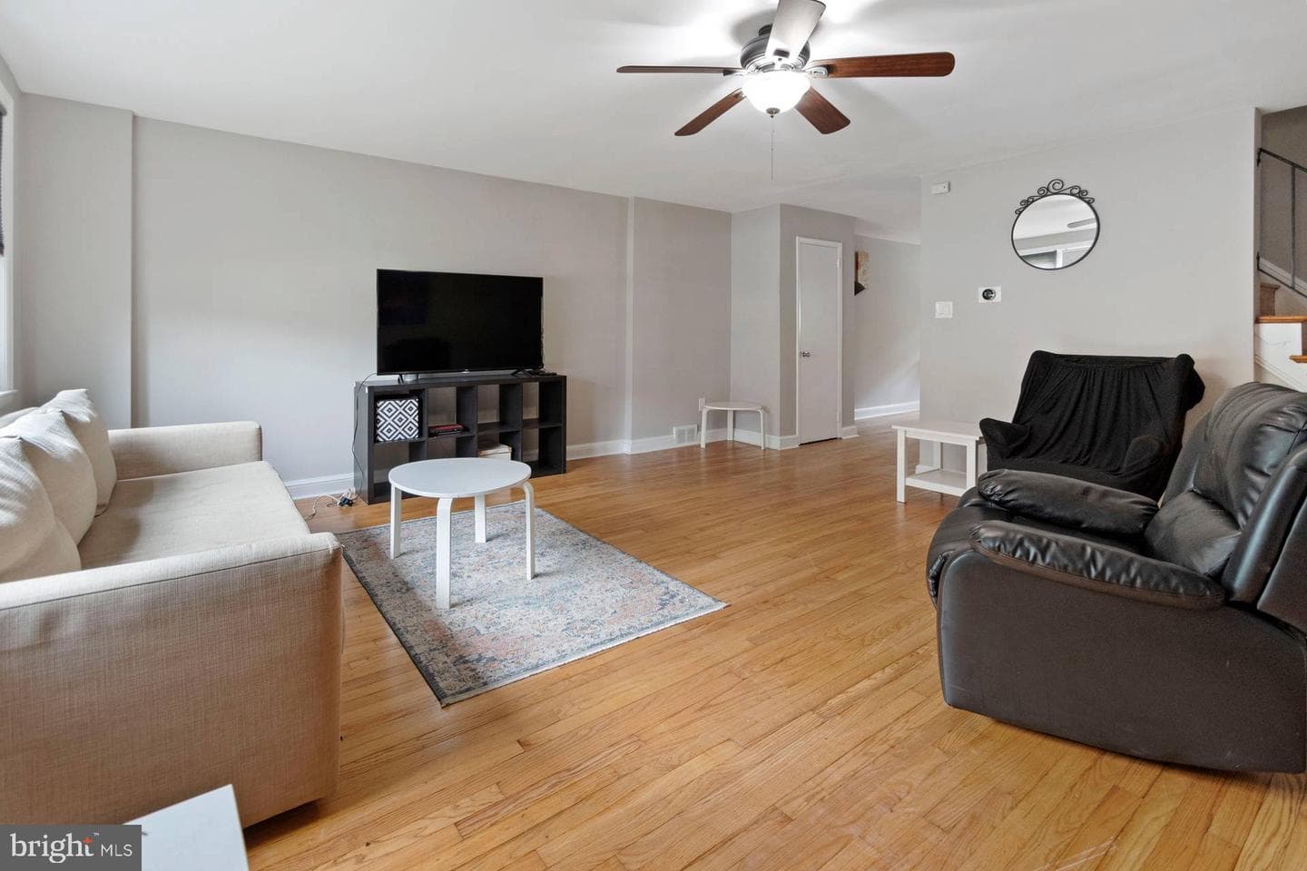 1614 Powell Road photo 2