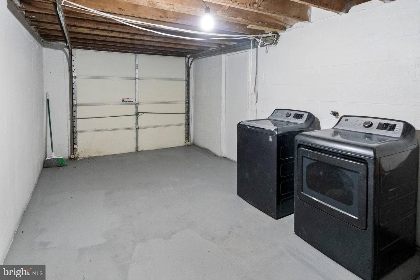 1614 Powell Road photo 22